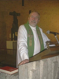 Pastor Kühn auf der St. Marien-Kanzel --- Klick -> direkt zu den Predigten